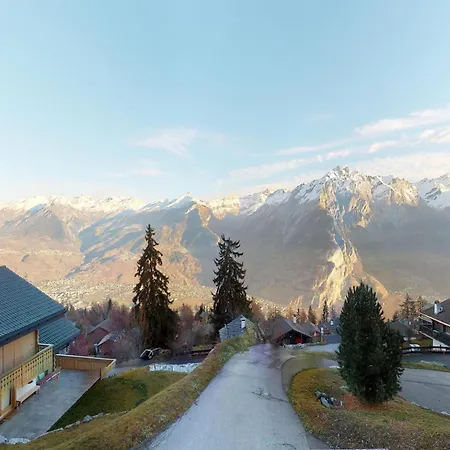 Chalet Majestic In The Heart Of Mountains