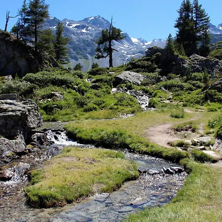 Majestic In The Heart Of Mountains *