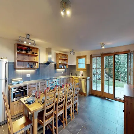 In Nendaz Near Slopes Alpstuga Fey (Nendaz)